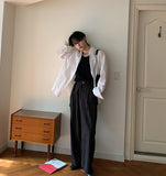 Loose Fit U Neck Long Sleeve Tee