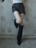 Asheran Two-Button Low Shorts