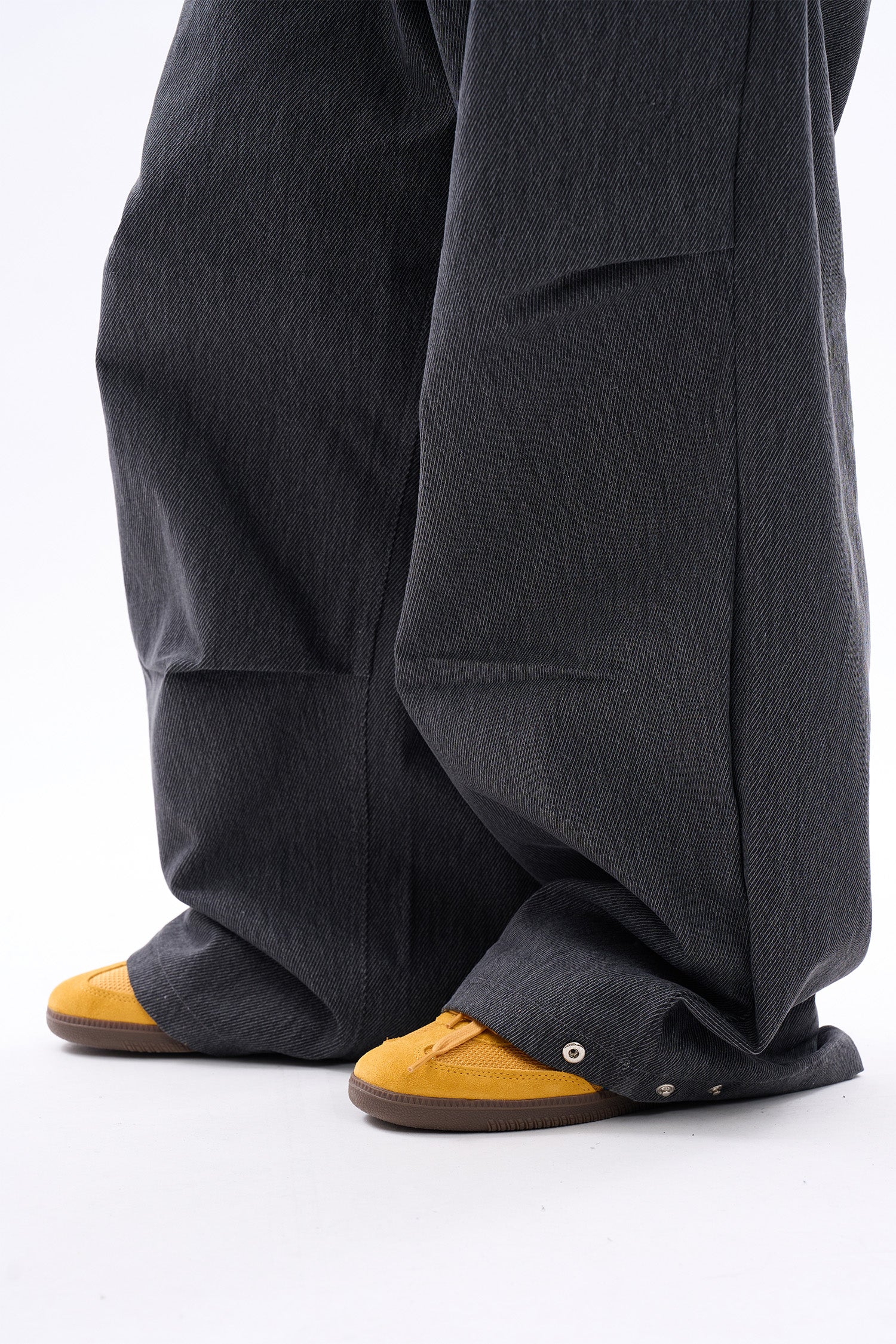 【Raucohouse】Senj over parachute snap denim pants Raucohouse(ラウコハウス) - センオバーパラシュートスナップ
