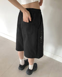 [UNISEX] Scent You Studded Pintuck Banding Bermuda Training Pants