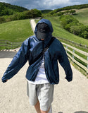 Essential windbreaker