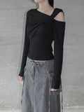 Art Knot One-Shoulder Tee