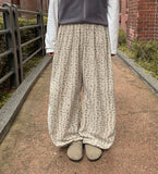 [BAONHAUS] Linfus Flower Corduroy Banding Balloon Wide Pants