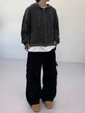 Moving diagonal pocket cargo pants