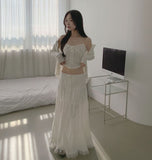 Lovely Lace Ribbon Punching Sleeveless Cardigan Set