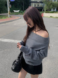 Midden Loose Off-Shoulder Knit