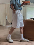 Soz Two-Tuck Bermuda Cotton Pants