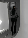 Button Slim V-Neck Knit
