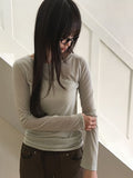 Gilmohi Layered U-Neck Long Sleeve Tee