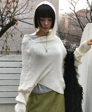 OFF-SHOULDER DRAPE HOOD KNIT
