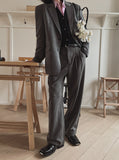 Suare two tuck wide slacks