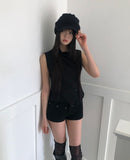 Mihyu High-neck Button Vest