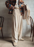 Deep corduroy one-tuck pants