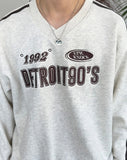 Paz V-neck embroidery sweatshirt