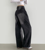 Side Pin Tuck Line Wide Fit Denim Pants