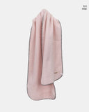 Mutton color matching knit muffler