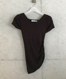 Shirring off-shoulder short sleeve tee