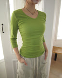 Neilon V-neck Side Shirring Three-Quarter T-shirt