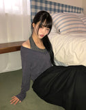 Sheen Layered Shirring V-Neck Long Sleeve T-Shirt