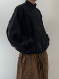 Curve Incision Zipper Jumper