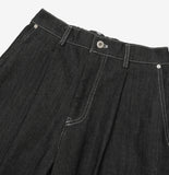 Bunny one-tuck back banding raw denim