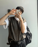 Hoko V-neck vest