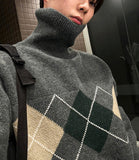 Argyle turtleneck knit