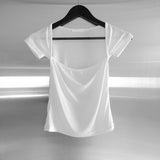 Square short-sleeved T-shirt