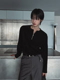 Otsi Ribbed Zipper Henley Neck