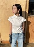 INVIVE HALF NECK SLEEVE T