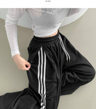 Unique Side Line Folding Pintuck Mega Wide Banding Pants