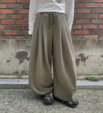 [BAONHAUS] Hicket Pintuck Banding Balloon Wide Pants