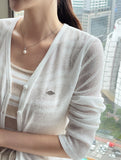Kiet V-neck pendant knit cardigan