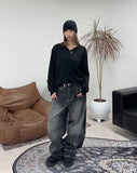 Faren Damaged V-neck Knit