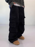 Moving diagonal pocket cargo pants