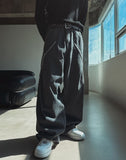 Cozy volume cut denim pants
