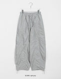 [unisex] Oako banding nylon string balloon wide pants