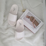 Mio Simple Slippers