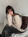 [Scrunchie Set] Nora Off-Shoulder Loose Knit