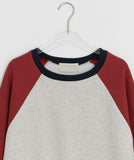 Egon Raglan Color Matching Round Sweatshirt