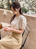 Heyri Flower Puff Short Sleeve Blouse