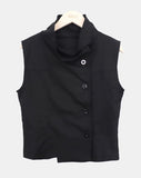 Mihyu High-neck Button Vest