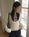 Claim Deep U-Neck Flower Slim Long Sleeve Knit