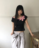 Mki Flower Slit Boat Neck Two-tone Short Sleeve T-shirt