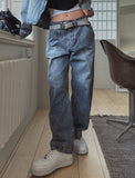 Quarty twisted incision denim