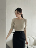 Maillo Lip Neck Half Sleeve Basic Knit