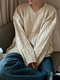 Cinnamon Cable V-neck knit