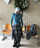 SIDE BUTTON TURTLENECK