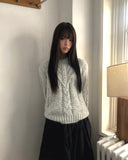 Neha loose wool round neck cable knit