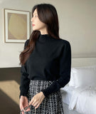 Milte Pearl Frill Half Polar Knit